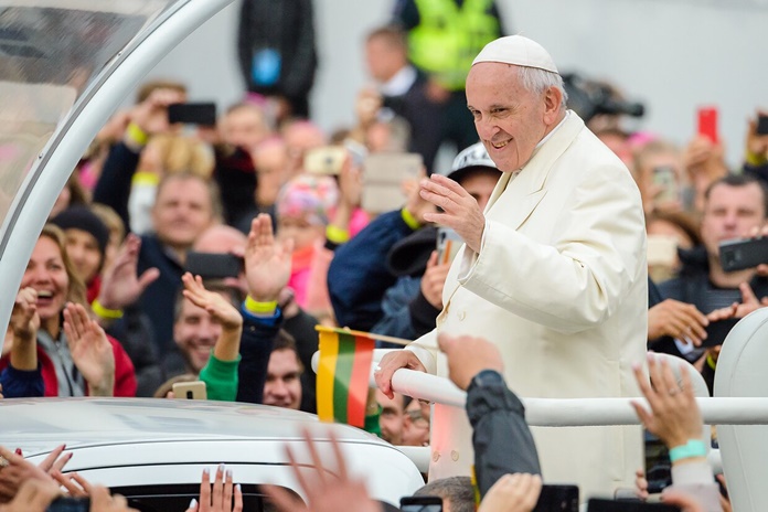 LRT tiesiogiai transliuos popiežiaus Pranciškaus palaiminimą