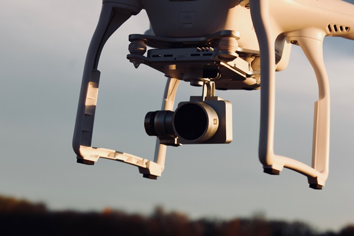 Sostinėje karantino priežiūrai į dangų pakelti dronai