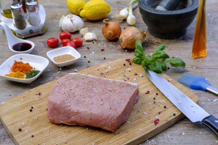 Vos keli ingredientai ir mėsa taps minkšta, o žuvis įgaus neįprasto aromato