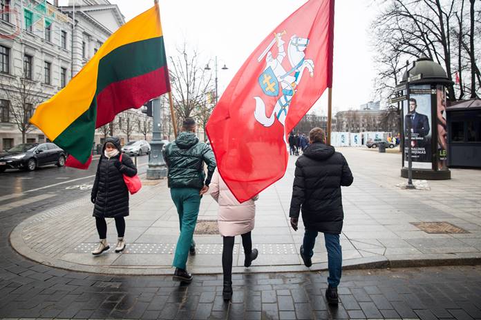 Lietuva švenčia Vasario 16-ąją: mini 106-ąsias valstybės atkūrimo metines