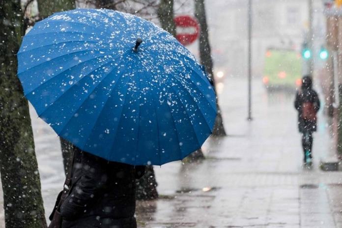 ORAI: Šiandienos orų mozaika – nuo sniego iki lietaus ir eismo išbandymų